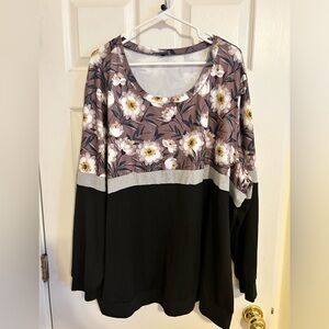 Women’s plus long sleeve shirt